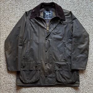 Barbour Classic Beaufort Skycoil Waxed Cotton Jacket Made in England Olive 40